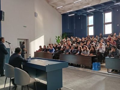 Алмазэргиэнбанк помог модернизировать лекционную аудиторию СВФУ