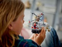 Super Heroes 76321 Конструктор Человек-паук против Доктора Осьминога: Сцена с поездом