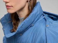 Стеганая куртка с капюшоном