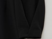 Платье с широкими рукавами