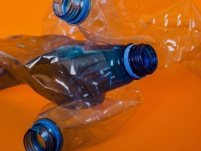 В России предложили установить в школах фандоматы для раздельного сбора тары