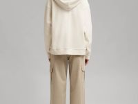 Толстовка объемного кроя из футера