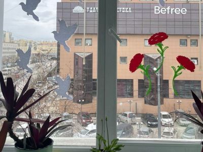 Коллектив «Сахамедиа» присоединился к акции «Окна Победы»