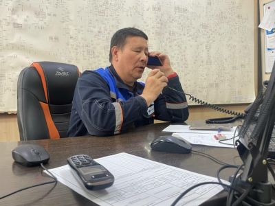 В Якутске водитель самосвала оставил без света жителей по Покровскому тракту