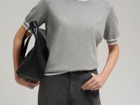 Легкий джемпер с короткими рукавами