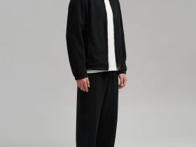 Куртка из мембранной ткани со съемной флисовой подстежкой