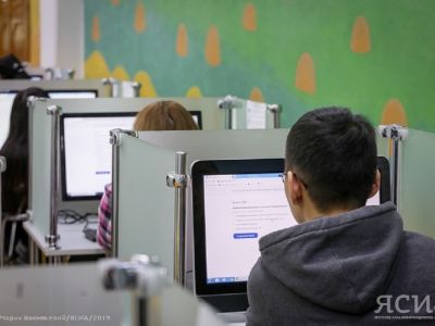 Школьники Якутии могут принять участие в онлайн-олимпиаде «Безопасные дороги»