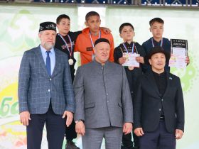 Стали известны победители соревнований по мас-рестлингу и борьбе корэш на Сабантуе