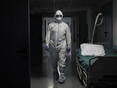 За последние сутки госпитализировали 17 человек с COVID-19 в Якутии