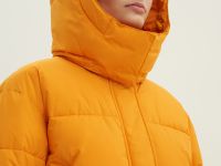 Стеганое утепленное пальто oversize силуэта