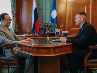 Герой России Игорь Юргин проходит стажировку в правительстве Якутии