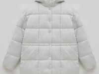 Куртка на кнопках с капюшоном