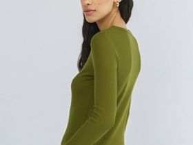 Приталенный лонгслив на пуговицах, Зеленый