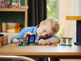 Minecraft 21252 Конструктор Оружейная палата