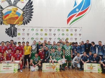 Проявили характер. В финале чемпионата Якутии по мини-футболу команда Ленского района одержала победу