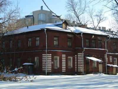 Служебный корпус, 1898 г., архитектор В.В.Барков