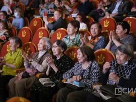 В Якутске состоялся праздничный вечер «Фейерверк Победы»