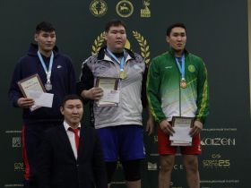 Выявлены абсолютные чемпионы Якутии по мас-рестлингу