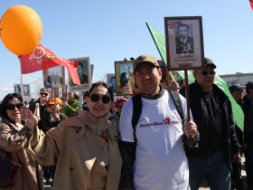 Фото. В Якутске акция «Бессмертный полк» собрала более 50 тысяч человек