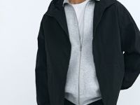 Ветровка с капюшоном, Черный