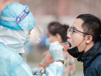 Власти Пекина на два месяца ввели двойной тест на коронавирус