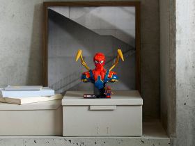 Super Heroes 76326 Конструктор Бюст Железного Человека-паука