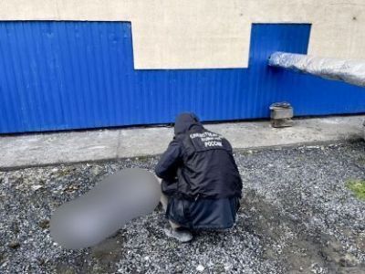 Следователи устанавливают обстоятельства гибели женщины в поселке Батагай