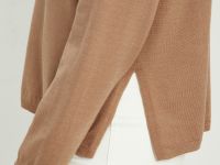 Трикотажный женский джемпер