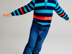 Свитер трикотажный для мальчиков