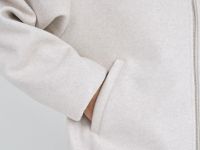 Бомбер, Бежевый