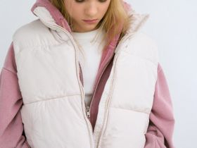 Утеплённый жилет для девочек, Белый