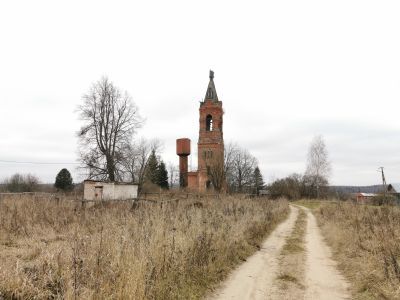 Колокольня церкви Рождества Христова