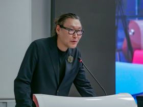 В Якутске презентовали книгу Альбины Даниловой «Однажды в Сахавуде»