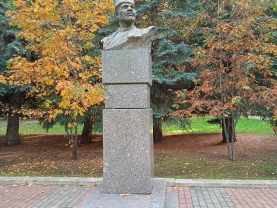 Бюст И.С.Якутова