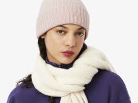 Вязаная шапка Lacoste