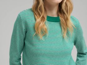 Джемпер полуприлегающего кроя с хлопком