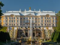 Большой петергофский дворец