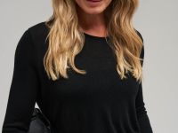 Джемпер приталенного кроя с шерстью