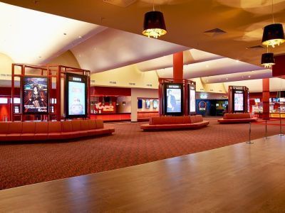 Кинотеатр «КАРО Sky 17 Авиапарк»