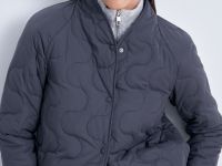 Утепленная куртка прямого силуэта