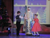 Дворец культуры и спорта п. Уральского