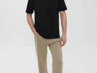 Базовая футболка из хлопка прямого силуэта