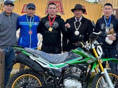 Чемпион России по мас-рестлингу Василий Захаров стал победителем турнира по многоборью