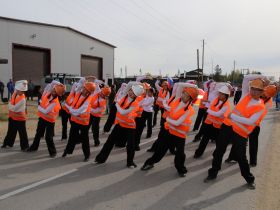 Вилюйск преображается: в День города на набережной «Поющие пески» зазвучала новая музыка