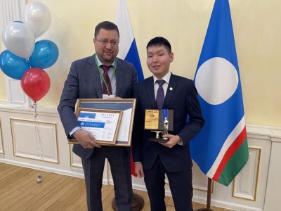 Старшеклассник из Сунтарского улуса стал абсолютным победителем конкурса «Будущий дипломат — 2026»