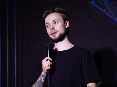 Билеты на Жёсткий стендап / Стендап | Афиша | ИнфоТаймс