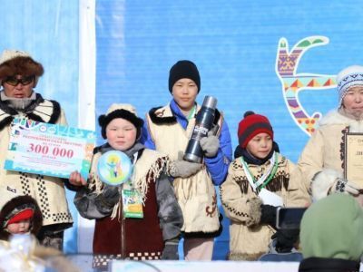 Семья Стручковых из Томпонского района стала лучшей кочевой семьёй Якутии