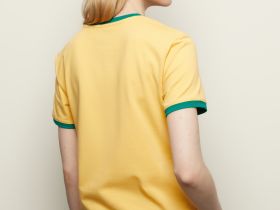 Футболка из хлопка с контрастной окантовкой