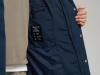 Однобортное пальто с капюшоном