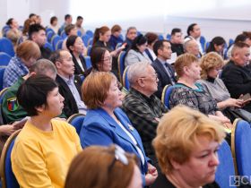 Профсоюзы Якутии предложили оказывать финансово-материальную помощь многодетным семьям